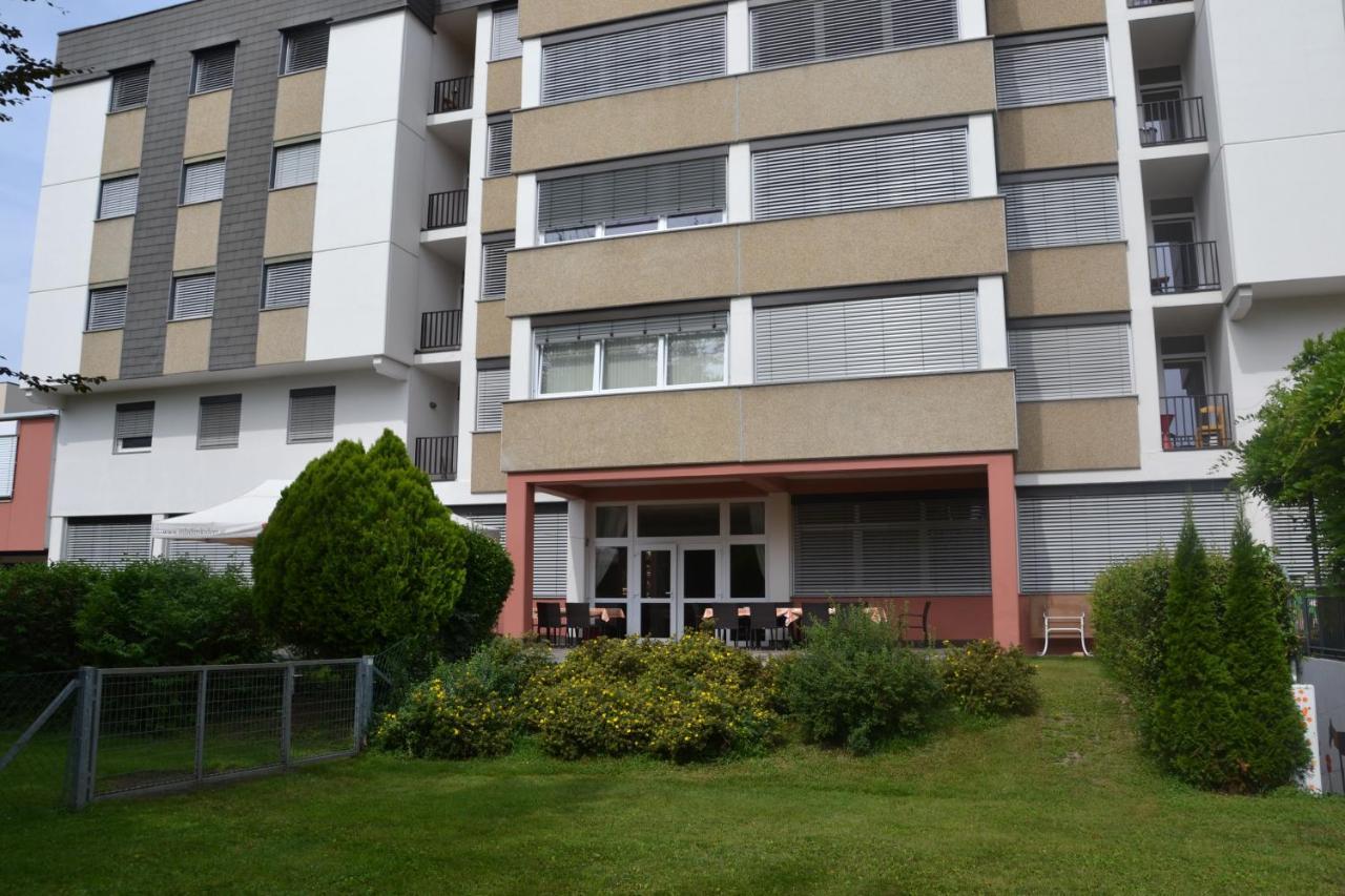 Mladinski Dom - Hostel Klagenfurt am Woerthersee Exterior foto
